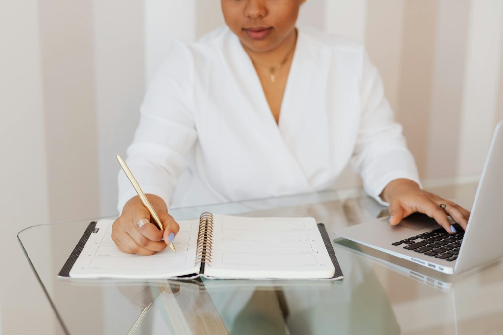 How to Stay Motivated in a Routine Job